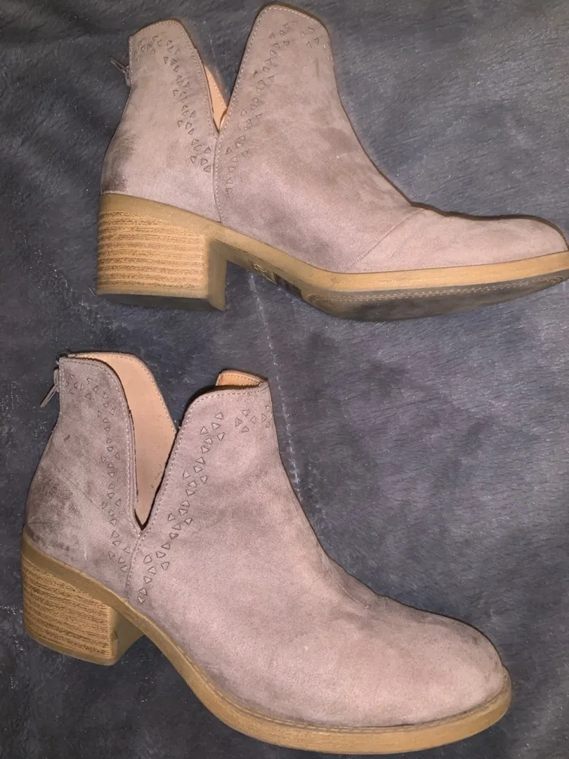 Qupid Booties - Image 2