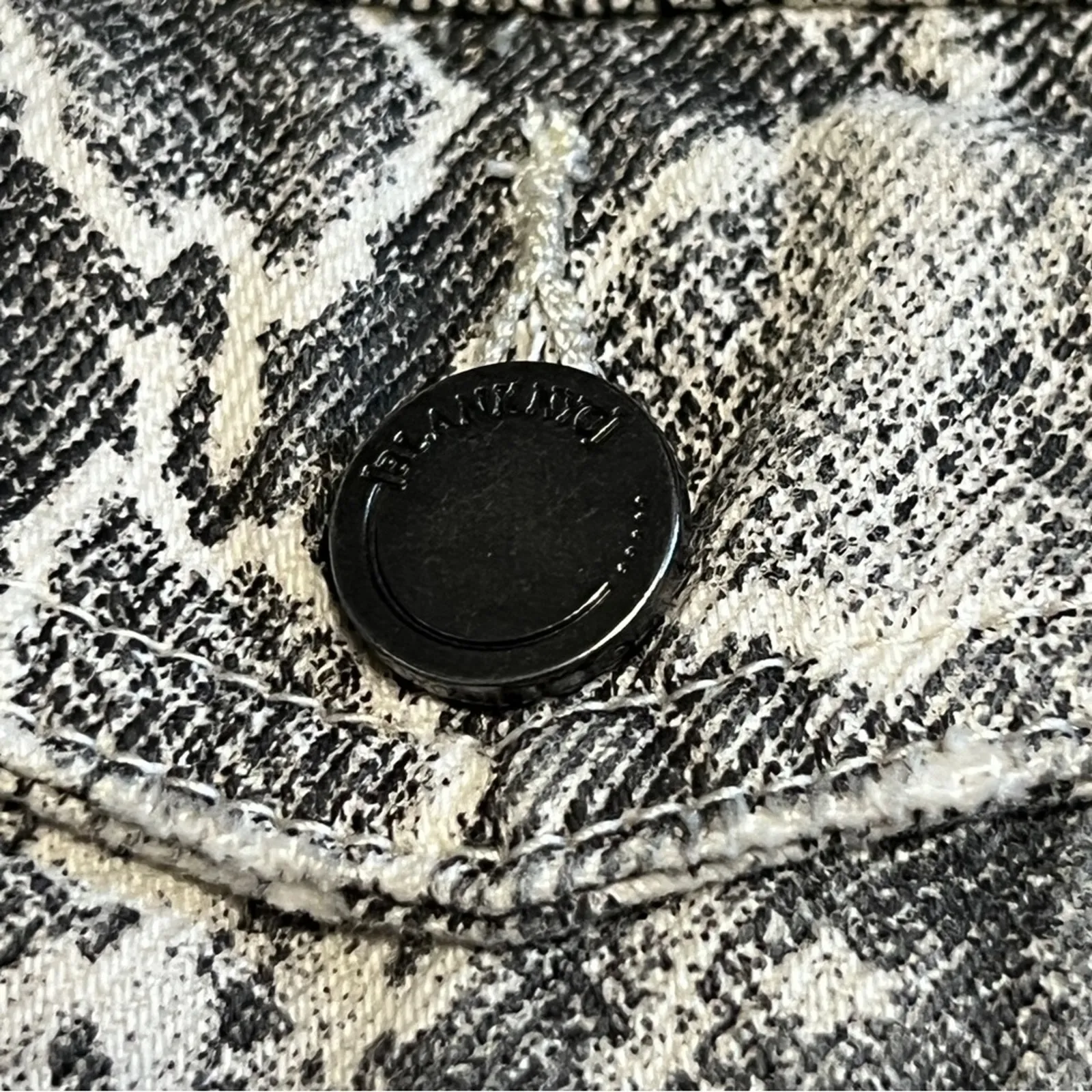 Blank NYC Revolve Python Print Denim Jacket Women's Size XS 1980s Retro Fall - Image 7