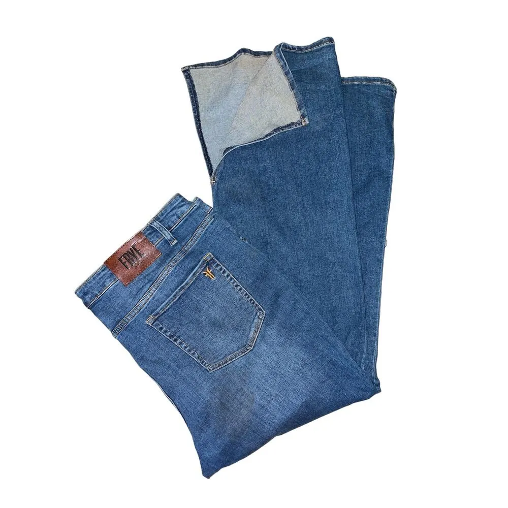 Frye Mid-Rise Split Hem Flare Denim Blue Jean size 22W - Image 2