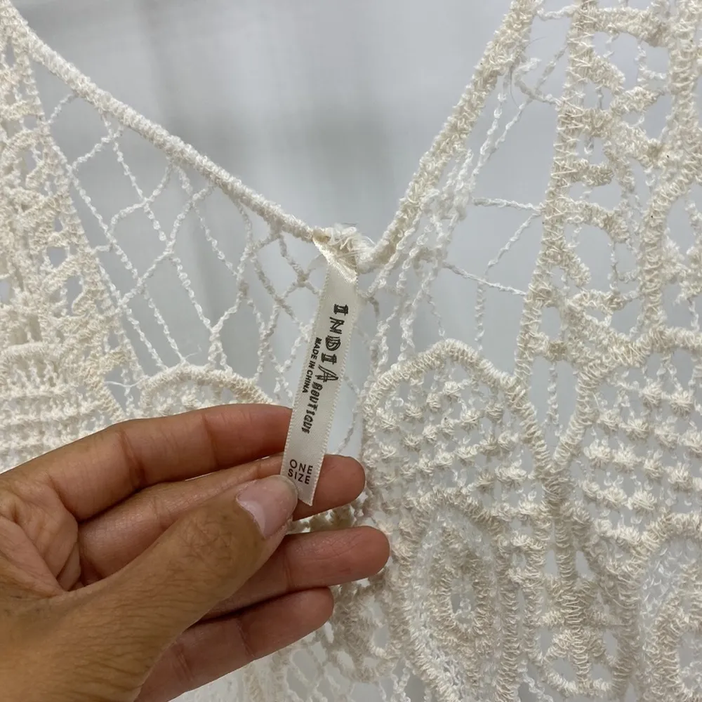 India Ivory Crochet Fringe vest bohemian artsy granny core Western hippie Size undefined - Image 3