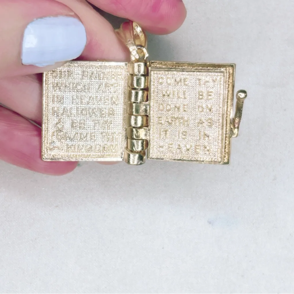 7245. Vintage Goldtone Bible Pendant Gold - Image 2