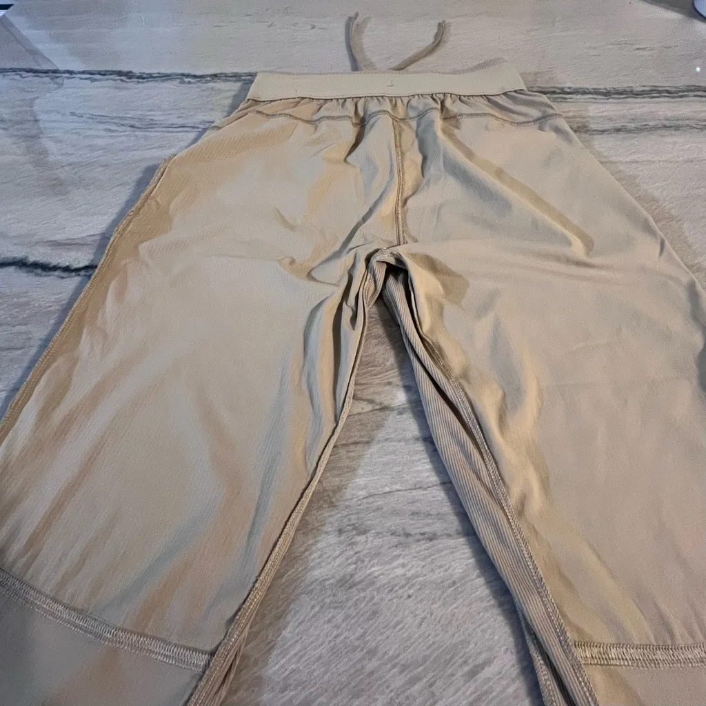 Lululemon Beyond the Studio Crop - Image 12