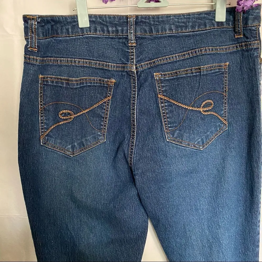 Relativity Curvy Flare Leg Stretch Jeans - Image 6