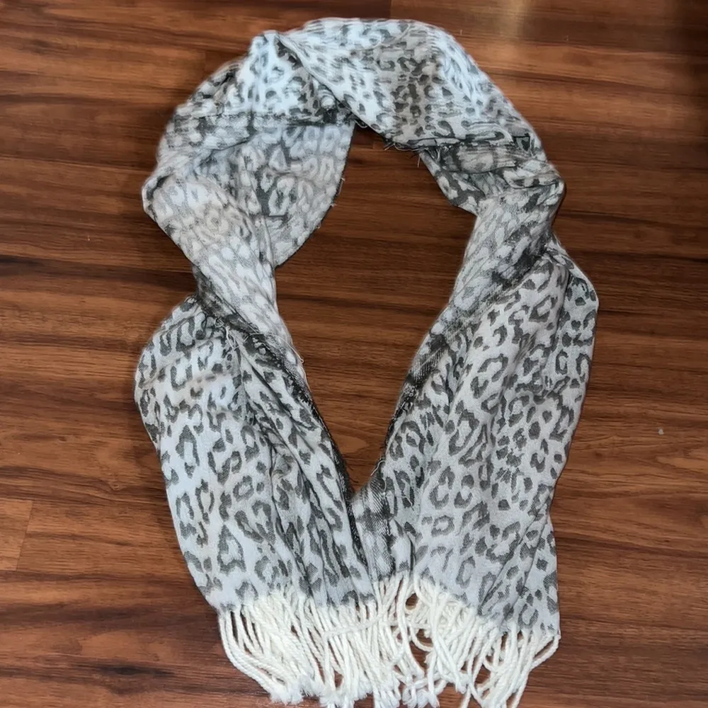 CHEETAH print scarf - Image 2