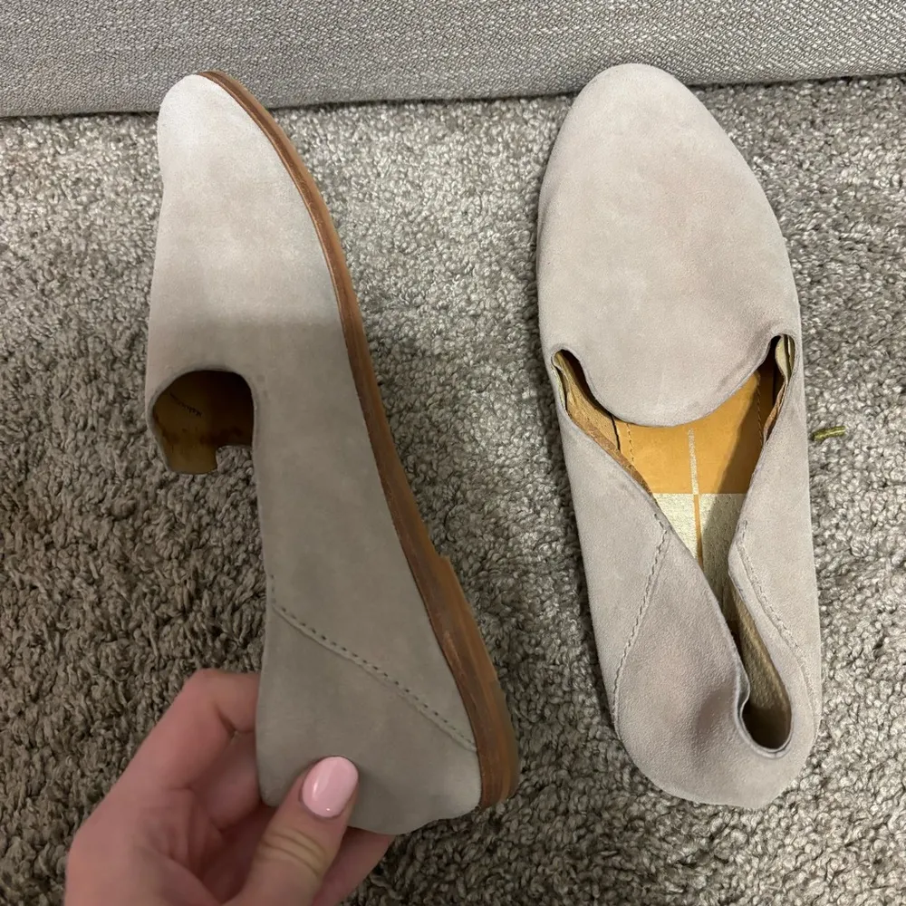 Dolce Vita Suede Mules Size 8 - Image 6