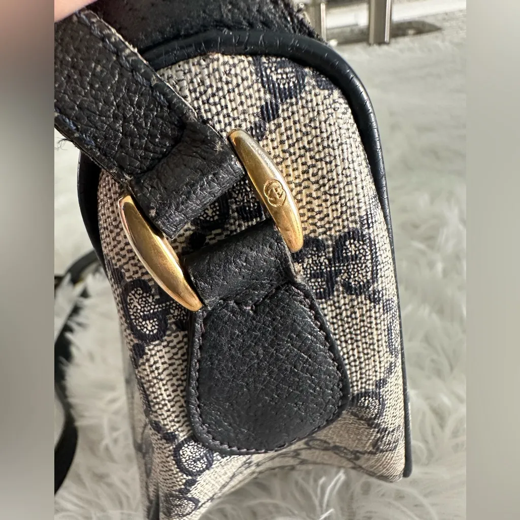 GUCCI GG  Vintage Sherry Line Stripe Navy‎  Crossbody Shoulder Navy bag Handbag - Image 7