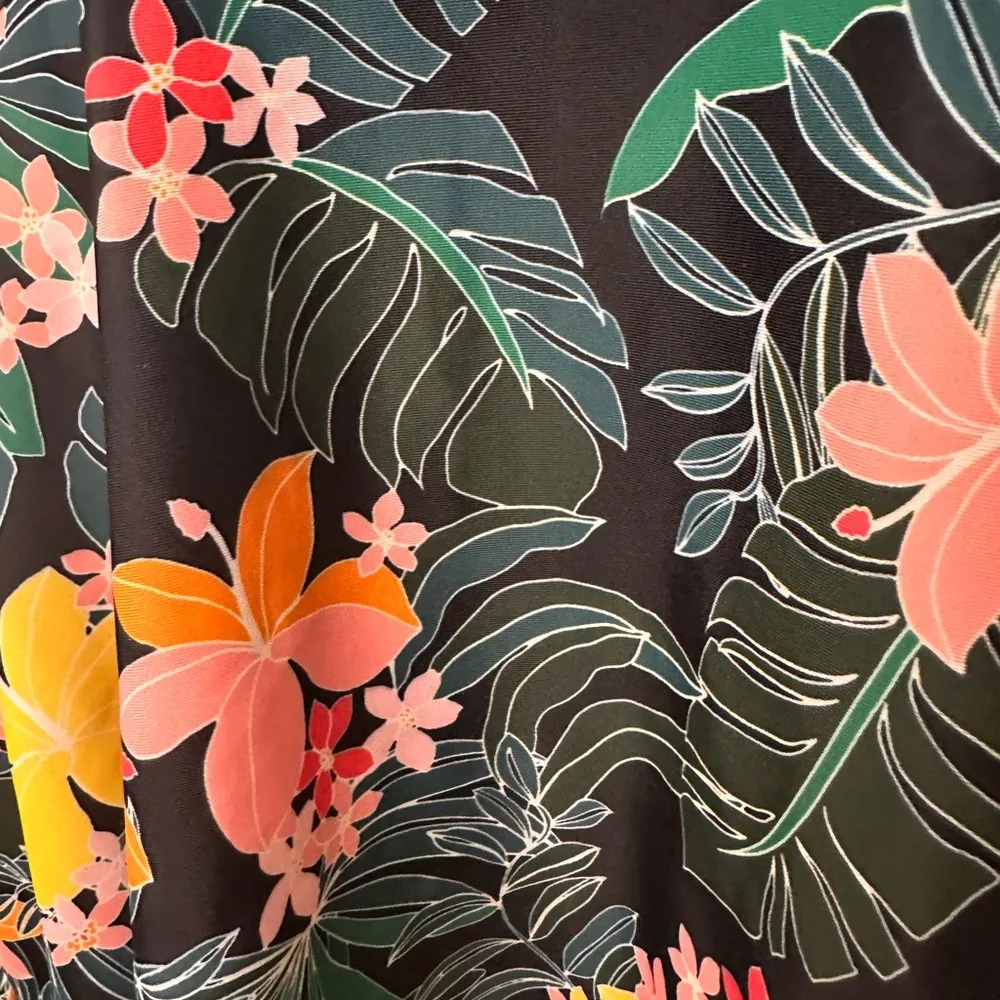 Old Navy Tropical Print Tie Knot Tankini Bathing Suit - Image 3