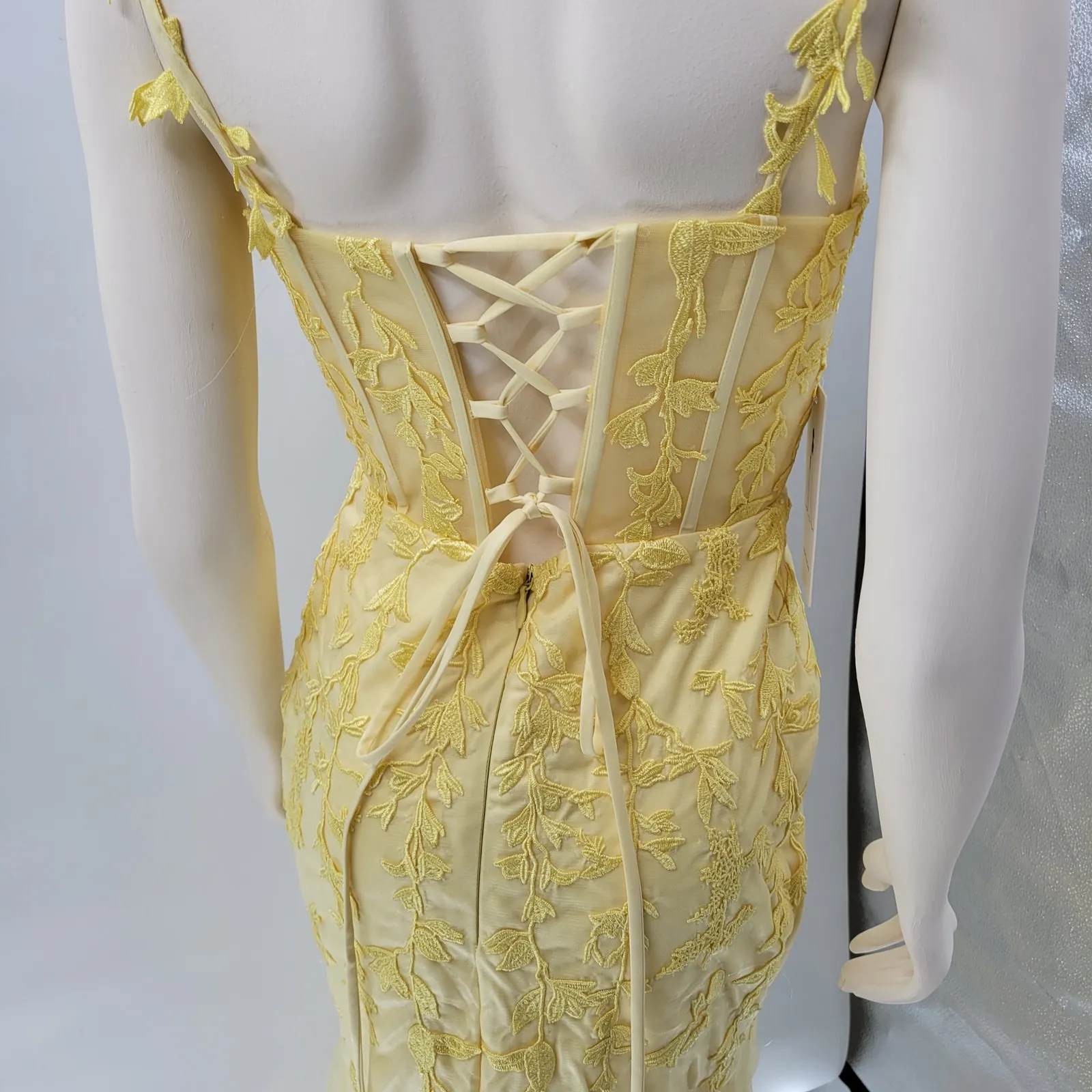 Wear Your Love Prom Dress M Yellow Floral Lace Corset Side Slit Evening Gown NEW Size M - Image 13