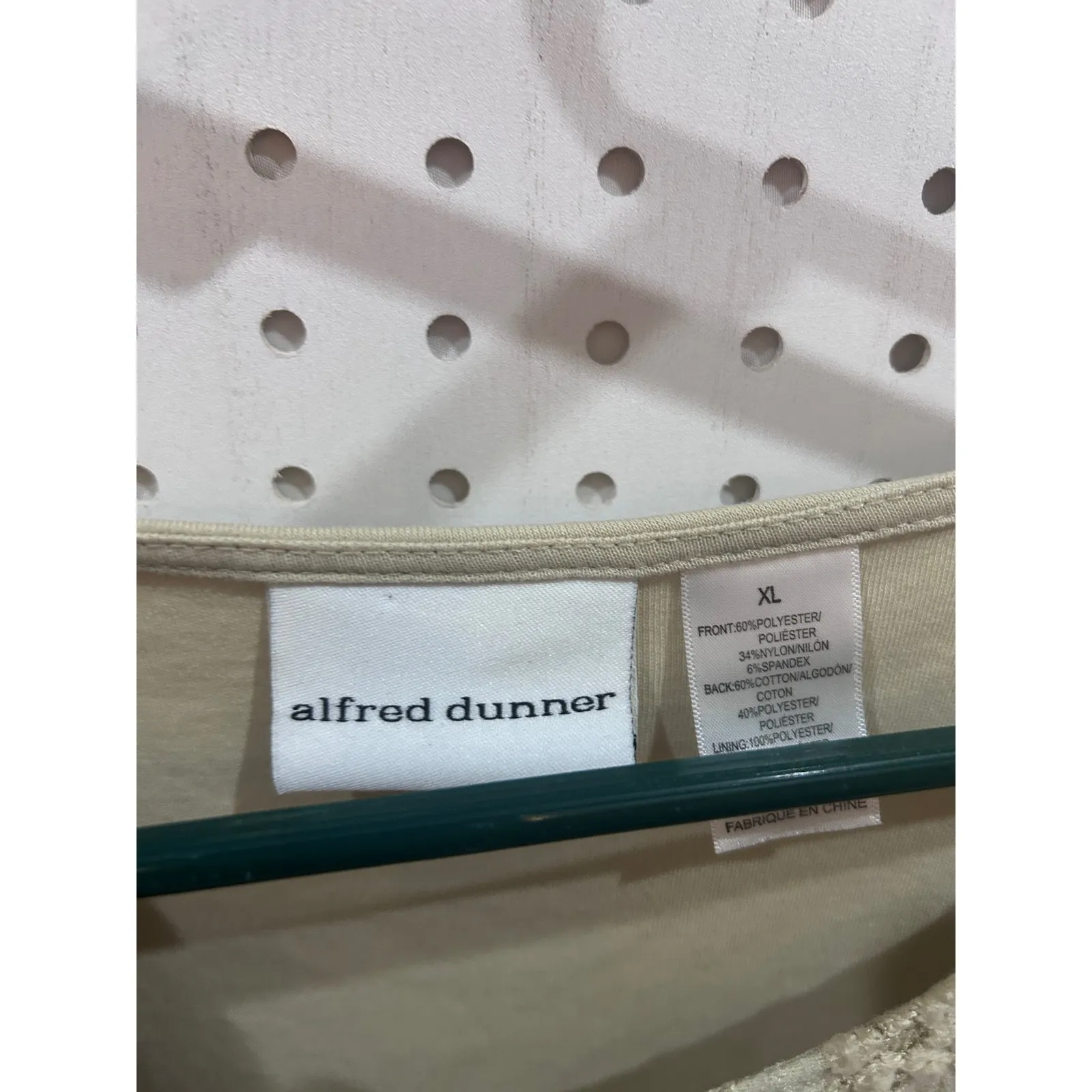 Alfred Dunner Lace Overlay Top Beige Short Sleeve Casual Womens XL - Image 3