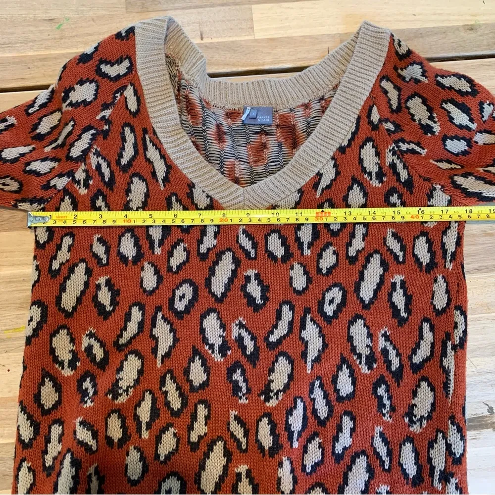Rust Leopard Print V-Neck Sweater S - Image 4