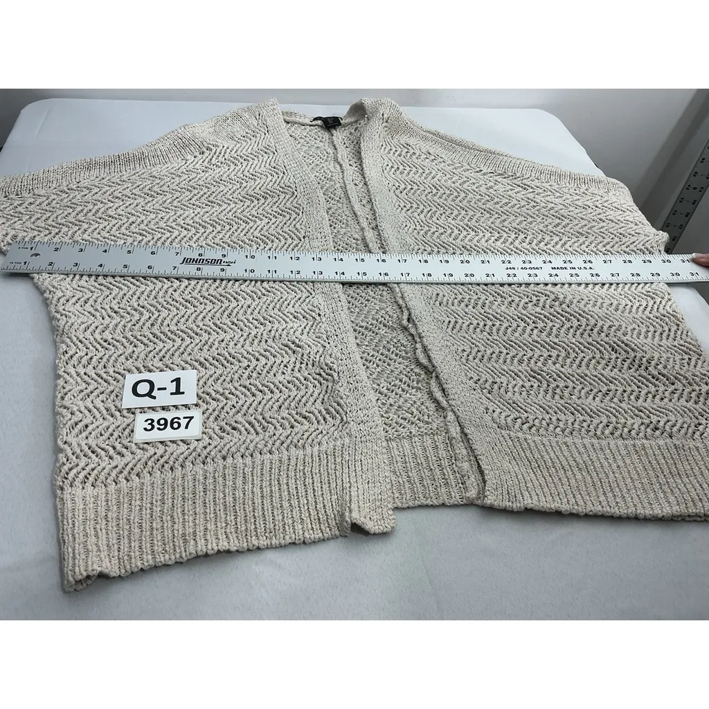 Womans Tahari Sweater Large Beige Knit Open Front Cardigan Short Sleeves - Image 7