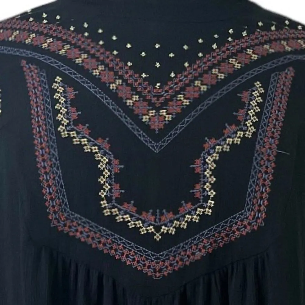 Torrid Top Boho Embroidered High Neck Pullover Black Multi Women’s Size 1X 14/16 - Image 9