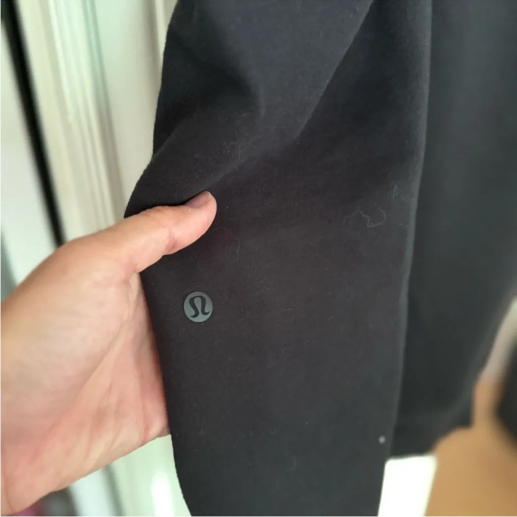 Lululemon Athletica Dark Blue Joggers Size 8 - Image 6