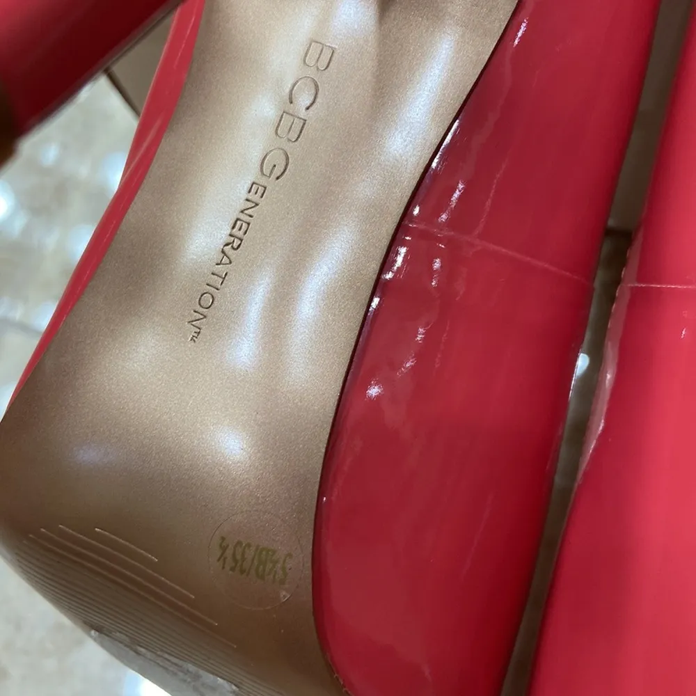 Coral Patent Open Toe Pumps. Size 5.5. NIB - Image 7