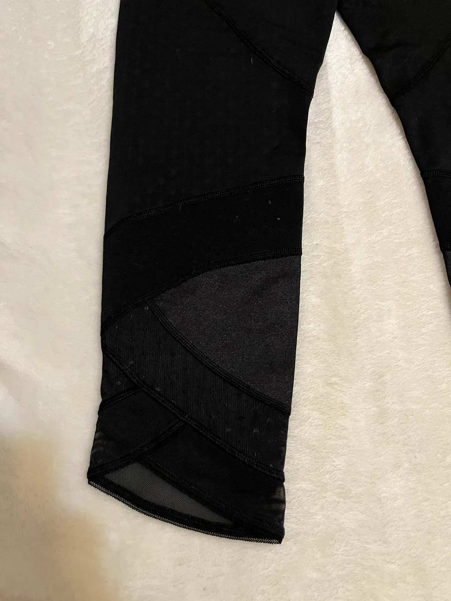 Black Cropped 23” Mesh Leggings Size 6 - Image 3