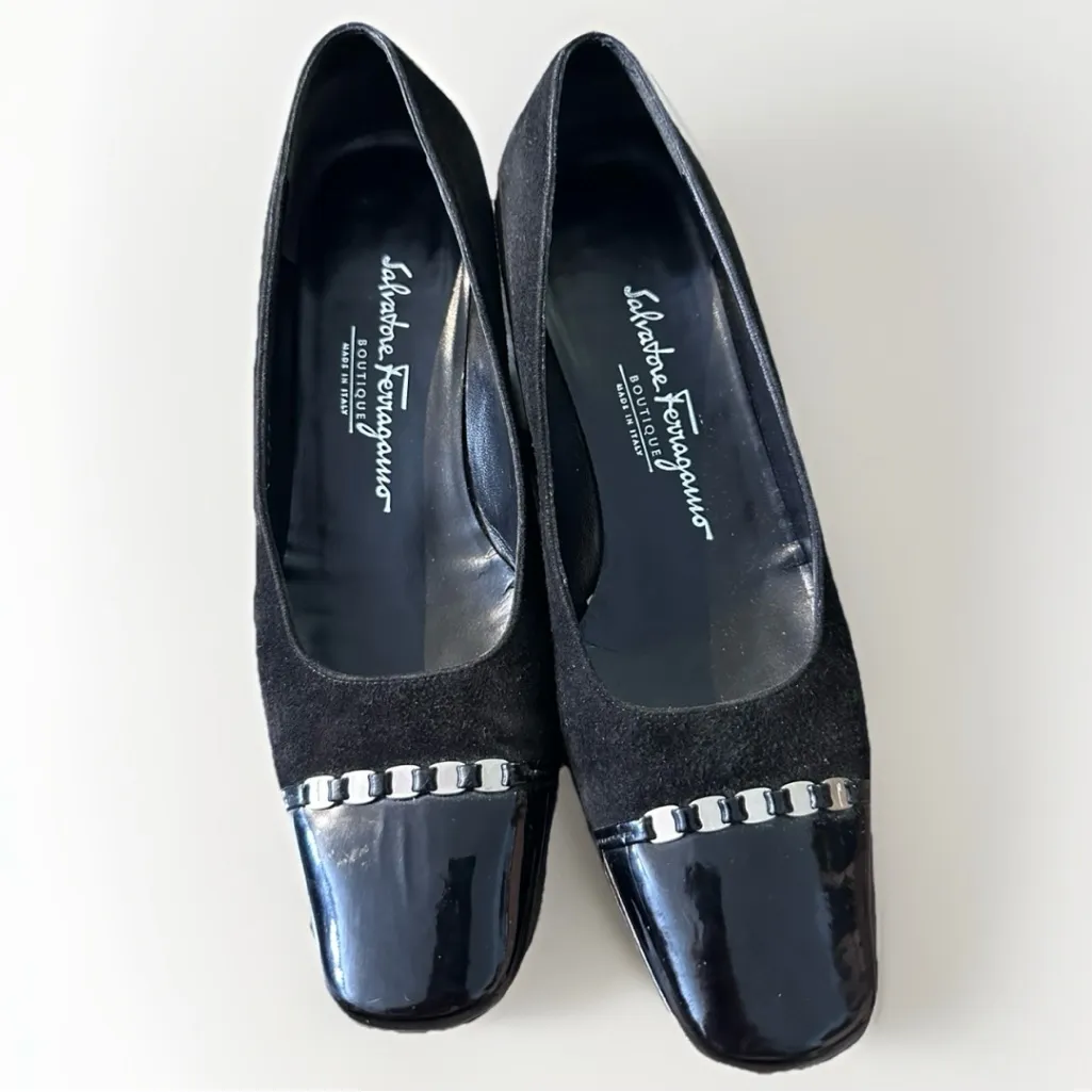 SALVATORE FERRAGAMO Vara Square Toe Pumps 5B Black Velvet Patent Heels Italy - Image 6