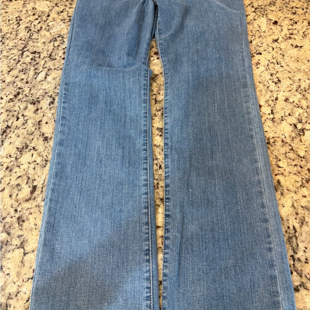 L.L. Bean Women's Straight Leg Jeans in Light Blue Size 8 - Image 2