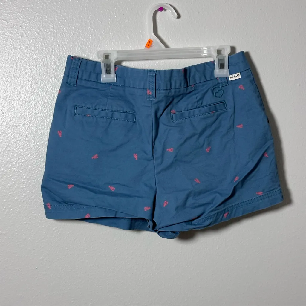 Magellan Outdoor Blue Women's Shorts Lobsters Print Accents size 2 - Image 5