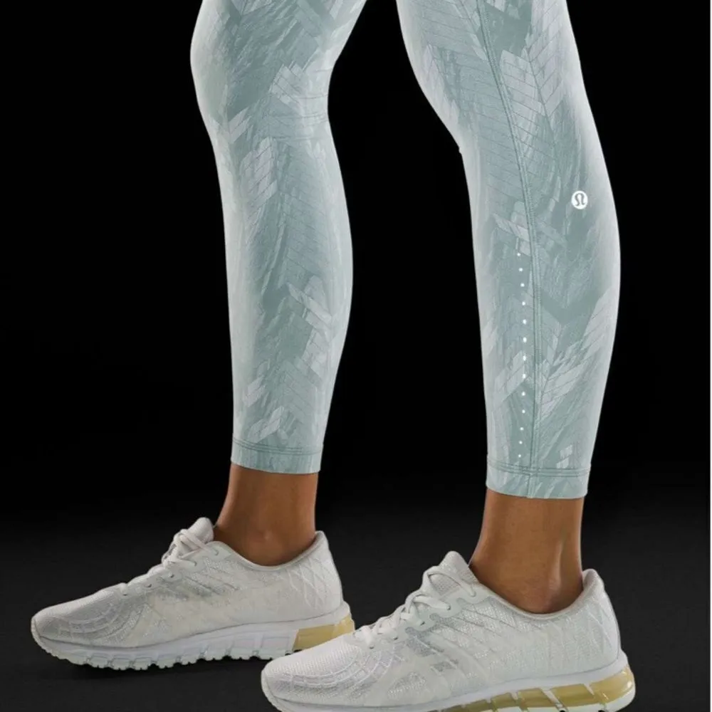 Lululemon Swift Speed High-Rise Tight 25" - Image 3