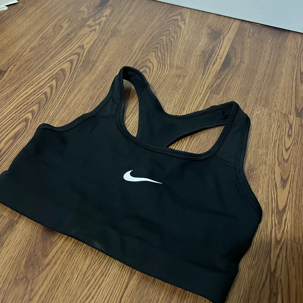 Nike Black Medium Support Non Padded Swoosh 2.0 Sports Bra Size Medium - Image 3