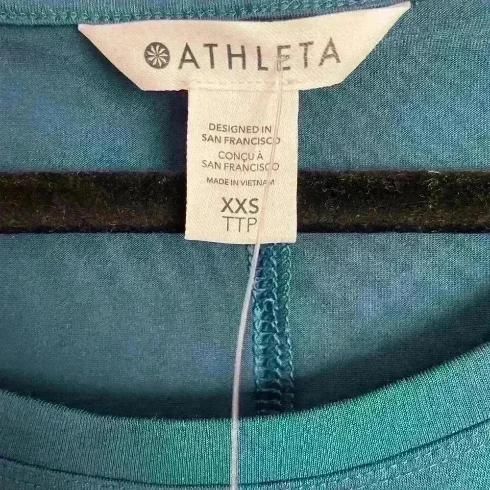 Athleta long sleeve‎ top - Image 3