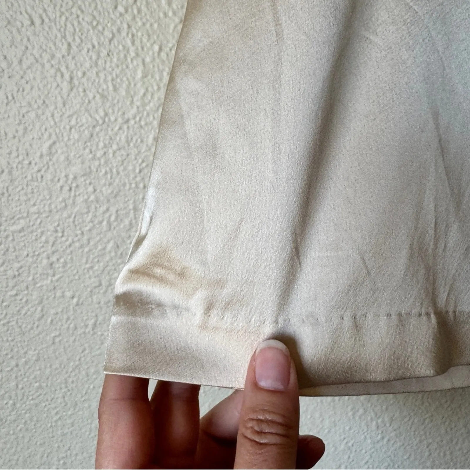 Abercrombie & Fitch Cream Satin Mini Skirt Womens L Classic Preppy Coquette - Image 4