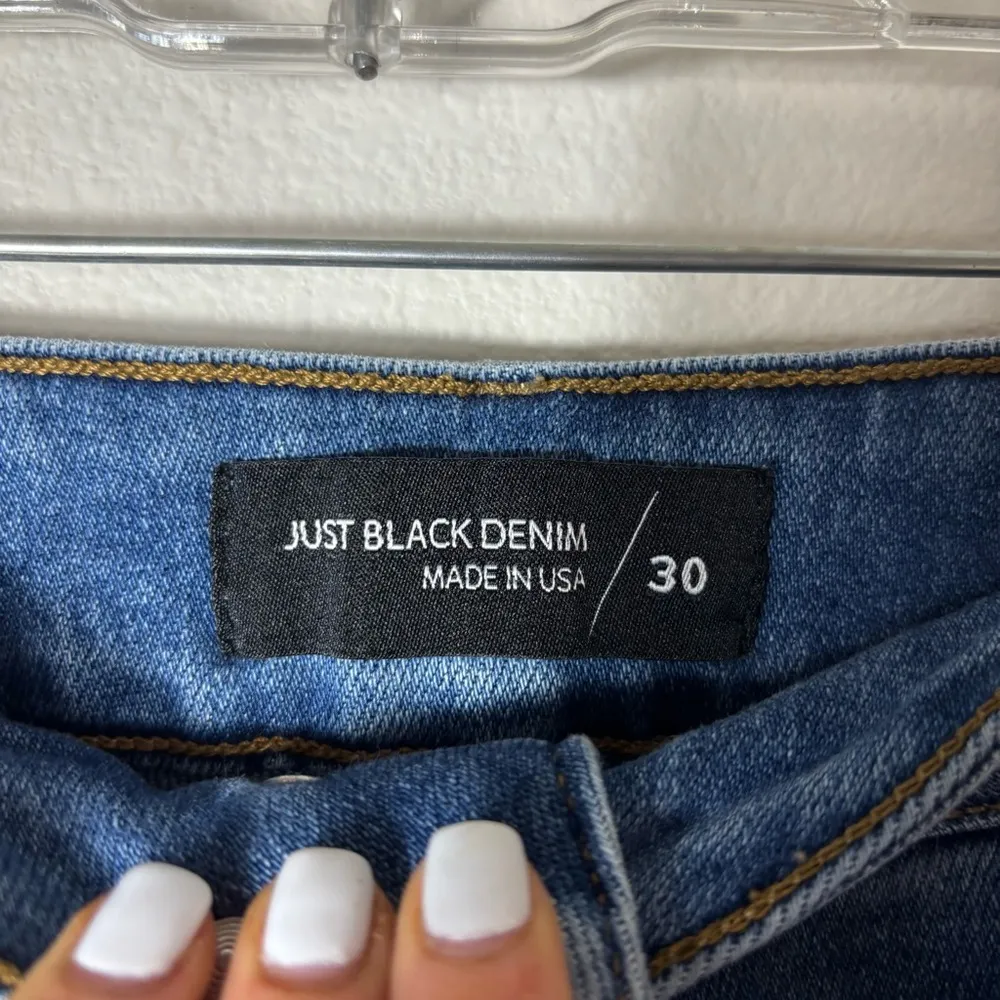 Just Black Denim Blue Women's Shorts Size 30 - Image 4