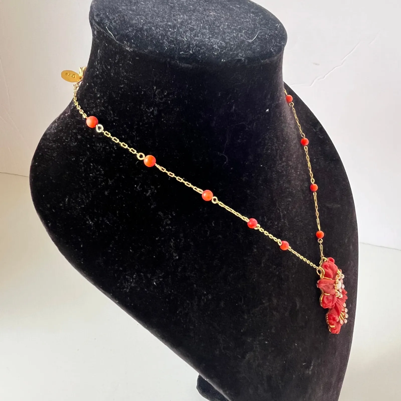 Y2K Joan Rivers Coral Enamel Pendant Necklace Gold Tone Chain Retro Rhinestone Red - Image 4