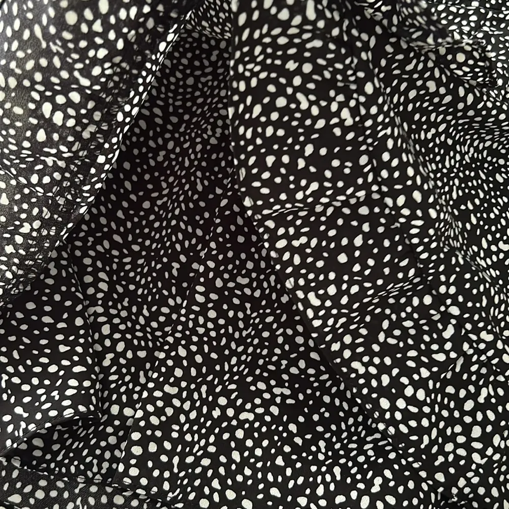 potter's pot Dalmatian print crossover skort w/ tie bow and ruffles - Image 4