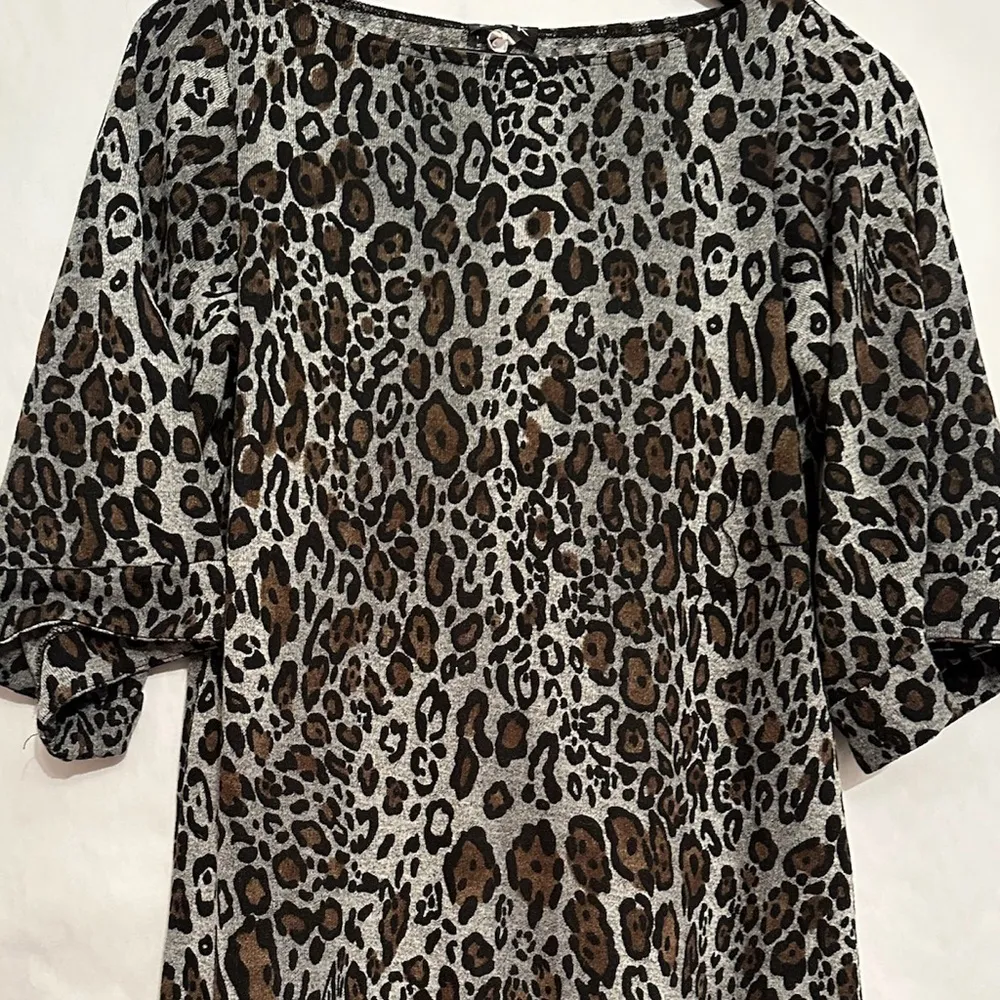 MSK Gray Leopard Print Midi Dolman Sleeve Dress Size Medium Animal Print - Image 6