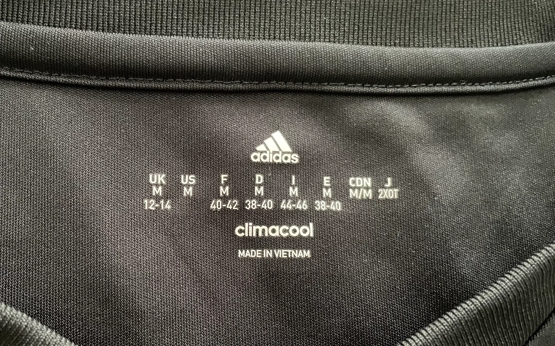 Adidas Climacool V-neck Short Sleeve Black Soccer Jersey Top, size M - Image 2