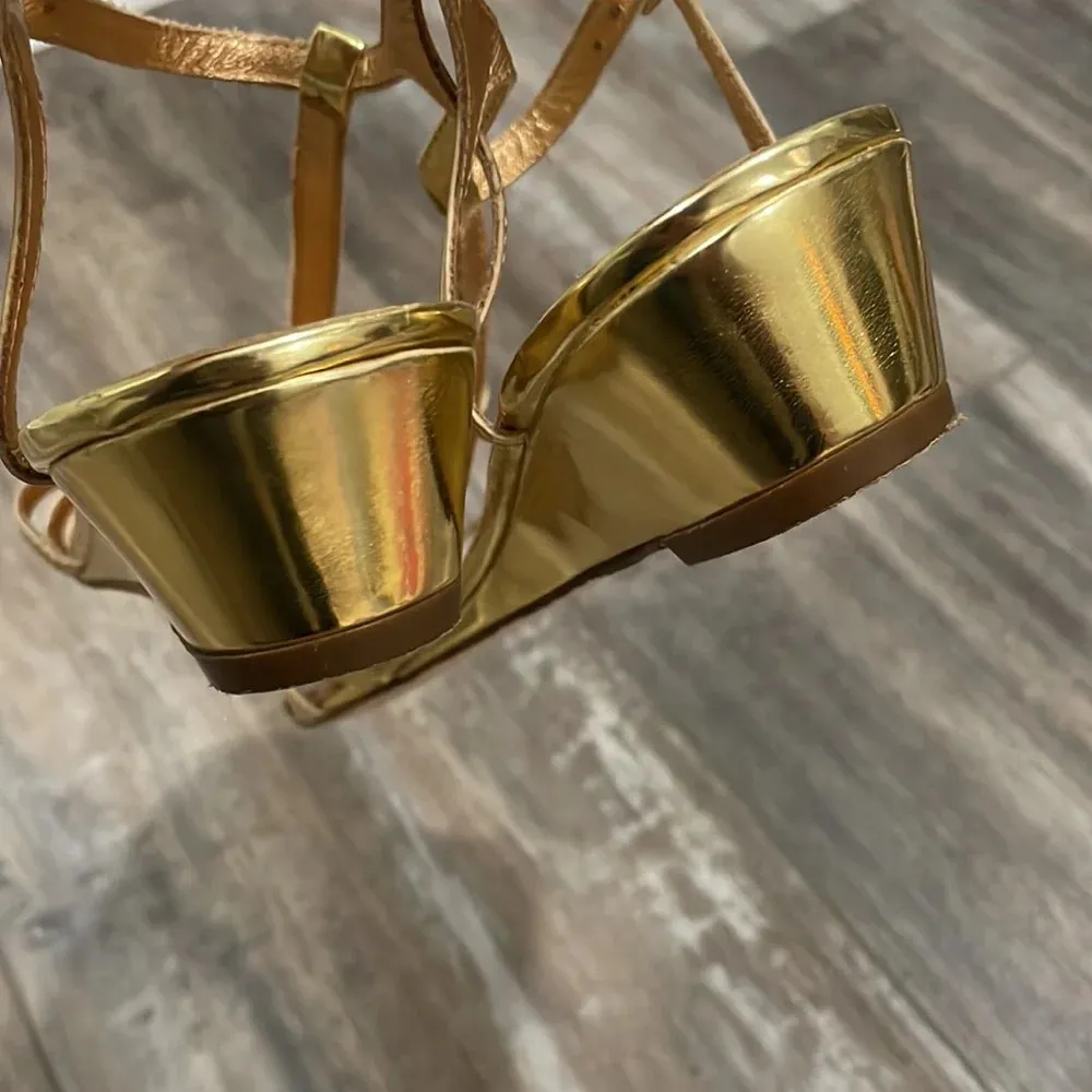 Kate Spade strappy gold low wedge sandals 1.25 inch heel - Image 5