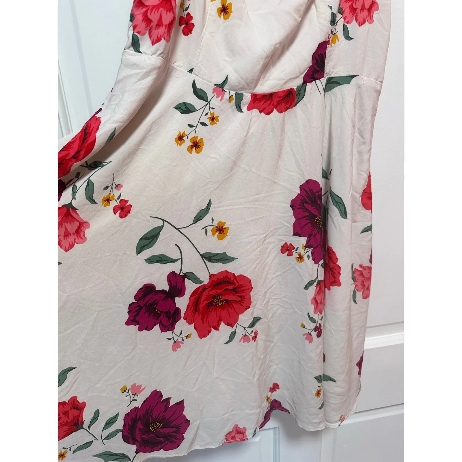 Old Navy Fit and Flare Cami Dress Floral Print Size Large - Image 2