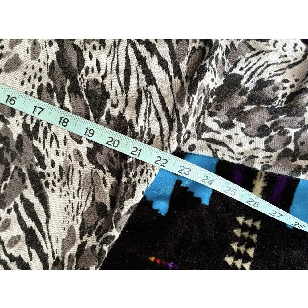 Cathy Daniel's Black/Gray‎ Tiger Sweater Round Buttons 3/4 Sleeve Size L Ribbed - Image 6