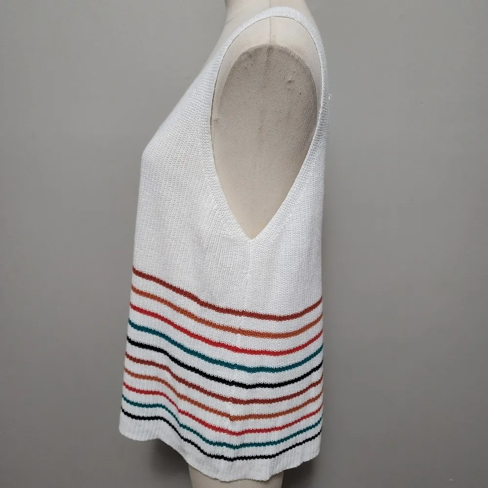 Multicolored striped v - Image 5