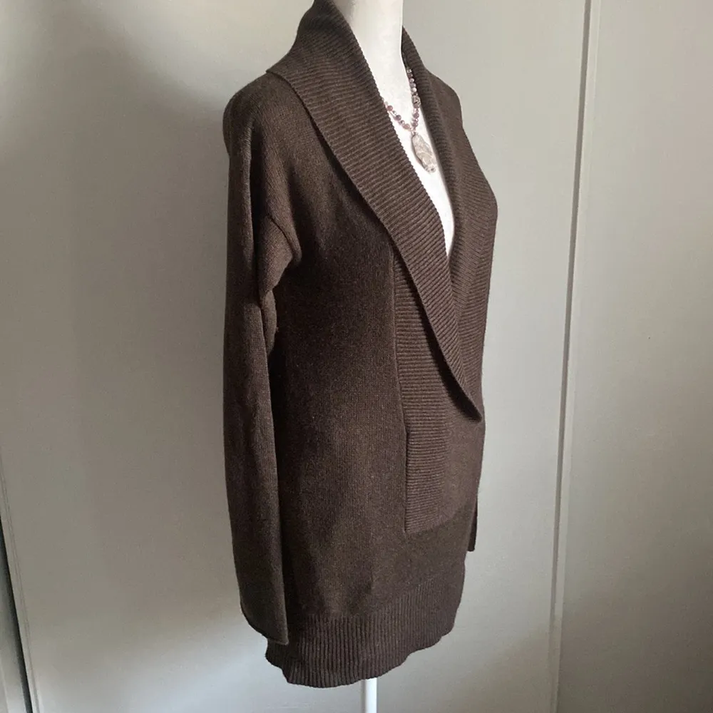 Vintage Banana Republic Women’s Long Wide Collar Surplice Angora Blend Sweater - Image 2