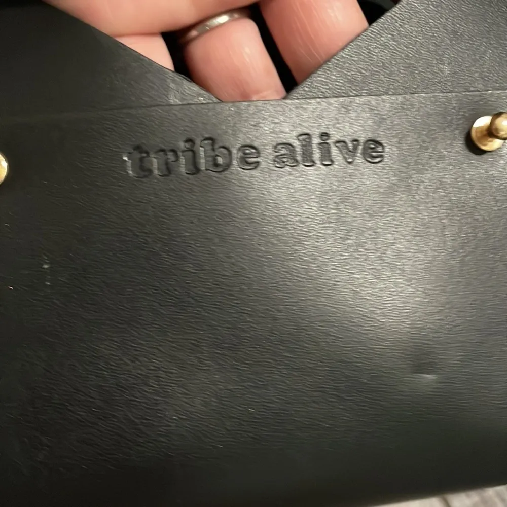Tribe Alive Leather Clutch - Image 5