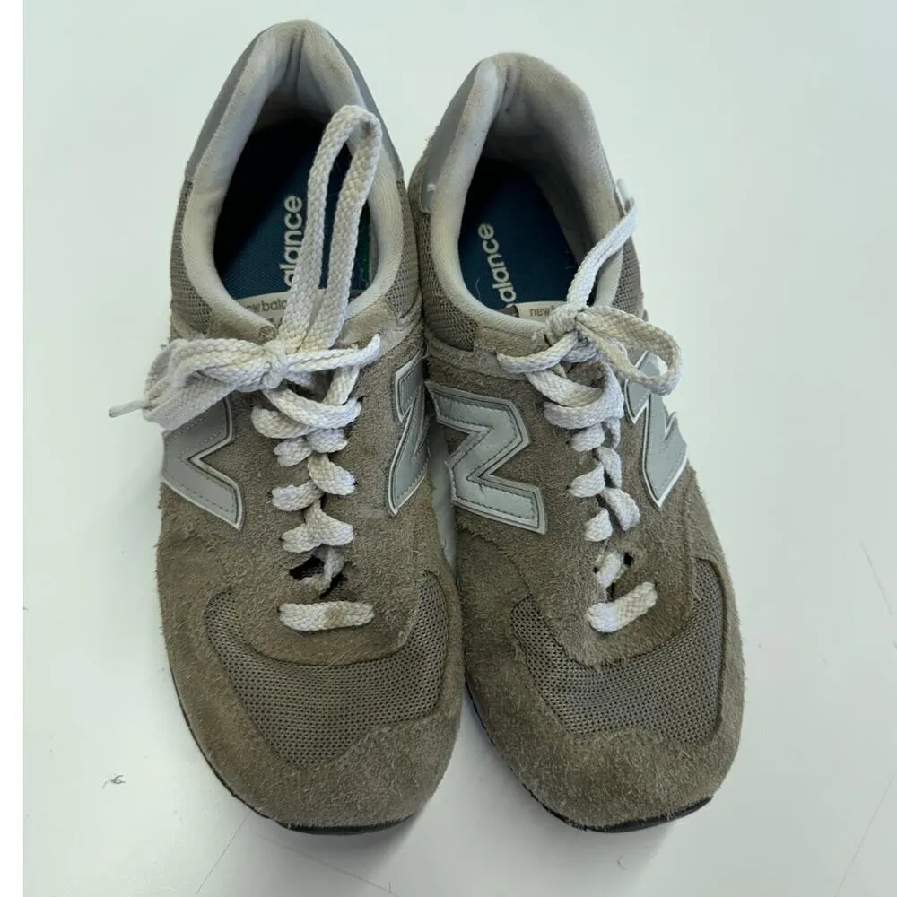 Sneakers Womens 8.5 Grey Suede Core Classic 574 Shoes WL574EVG - Image 2