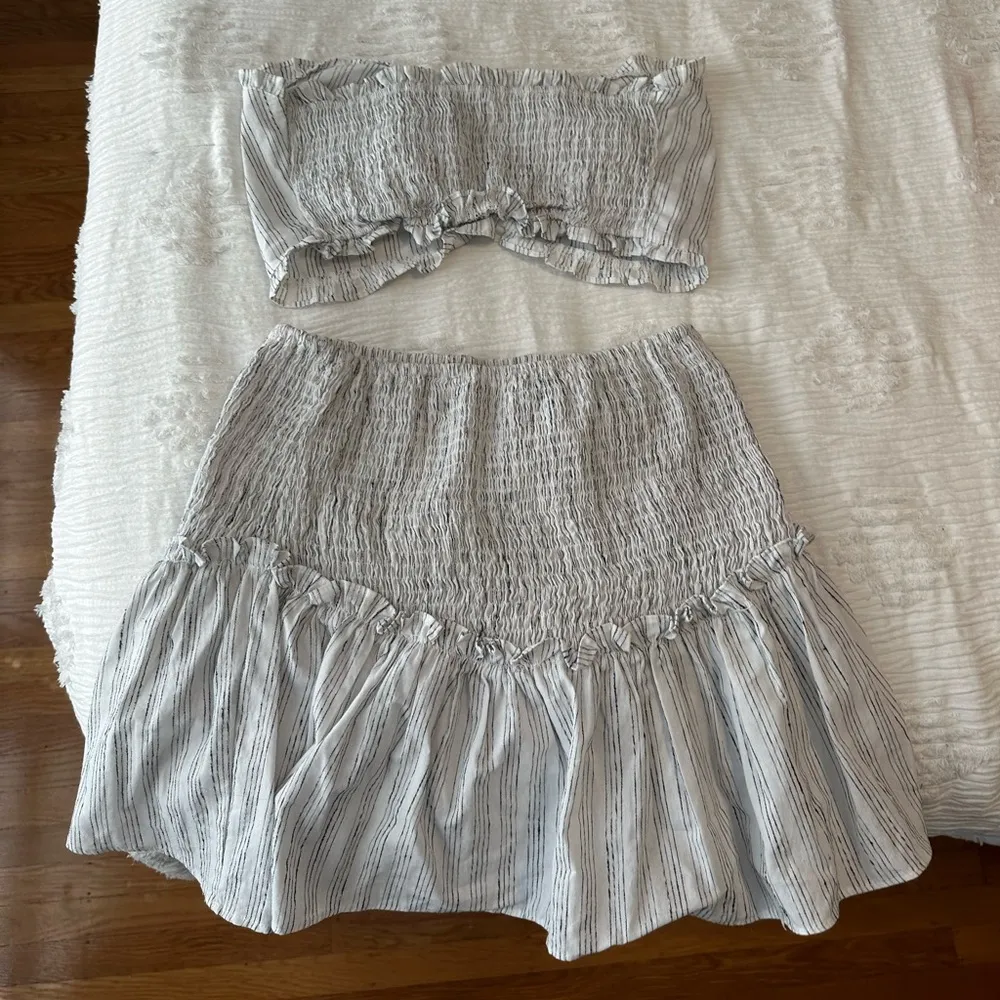 Black and white tube top set! Size M - Image 3