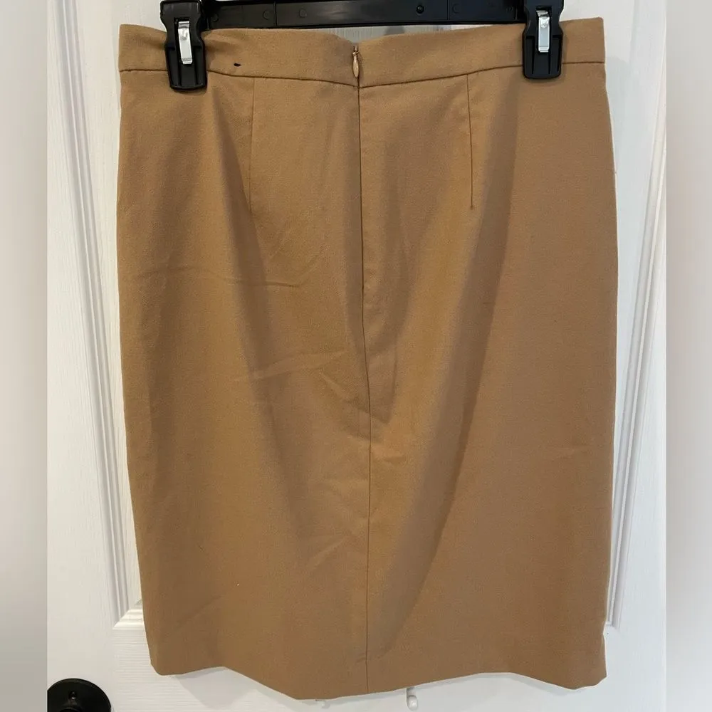 Banana Republic Tan Front Slit Professional Office Pencil Skirt Women’s Size 2 - Image 5