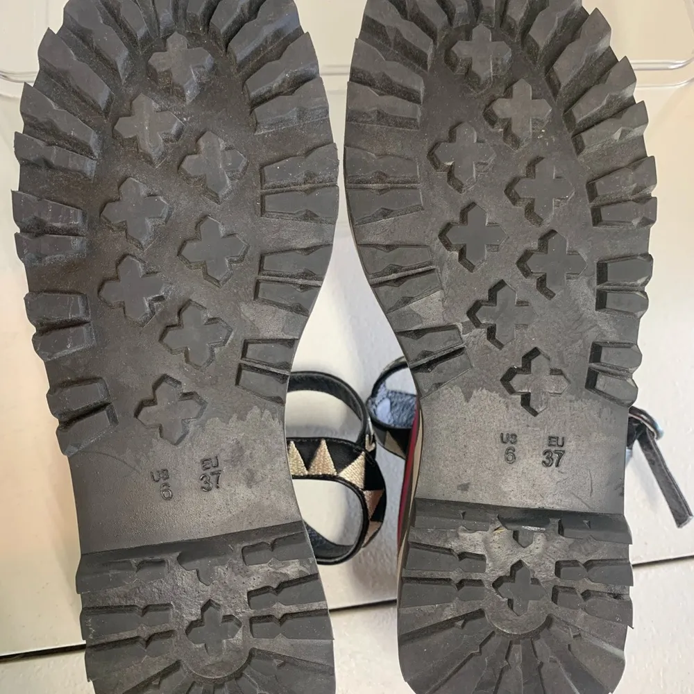 Farm Rio Colorful Graphic Wedge Heel US 6 Black - Image 9