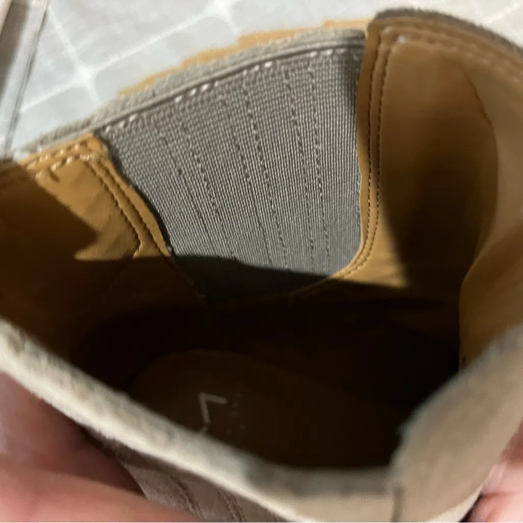 Marc Fisher Taupe Suede Ankle Bootie Sz 8.5 - Image 11