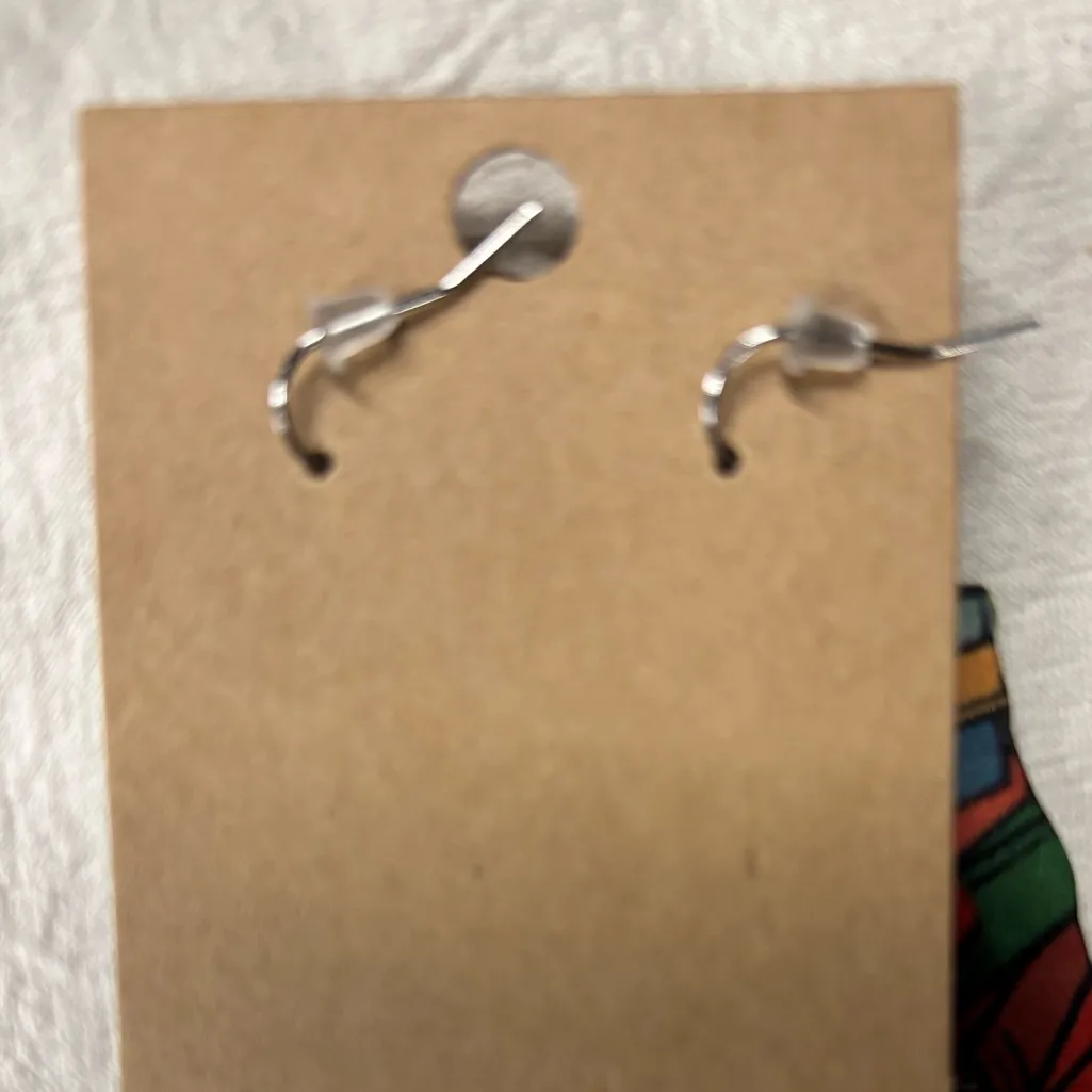 NWT wooden stack of books earrings Red - Image 4