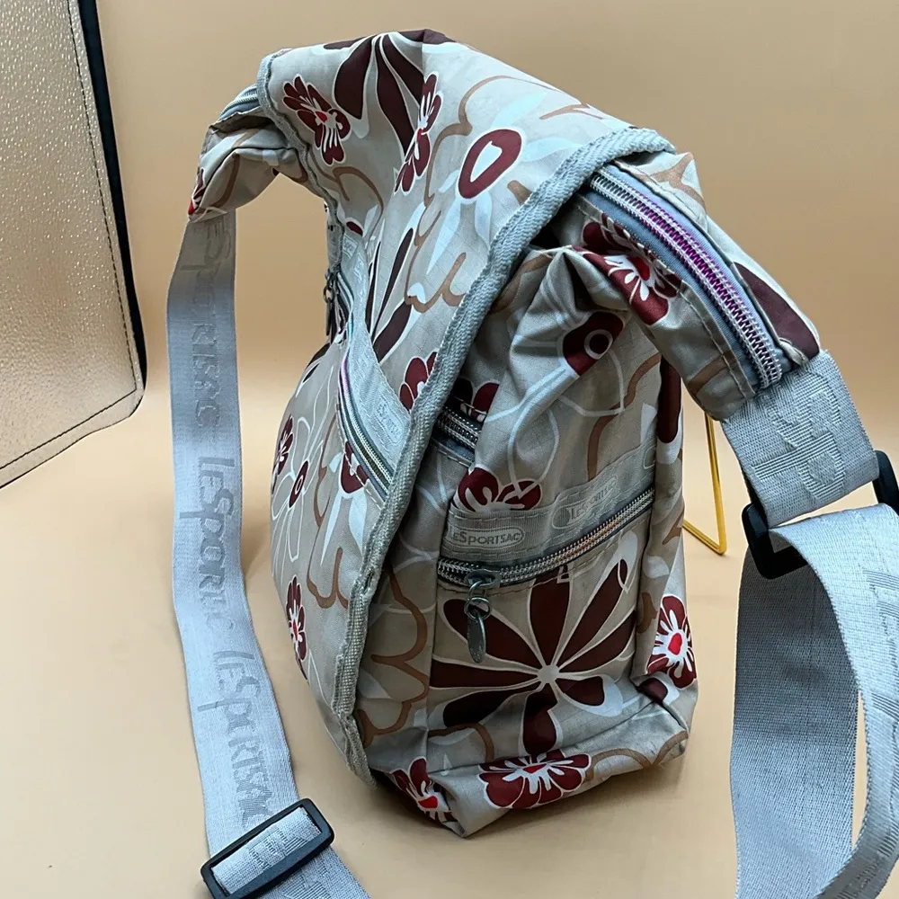 A Very Rare HTF LeSportsac X Tokidoki Floral Print Large Crossbody for sale - Image 3