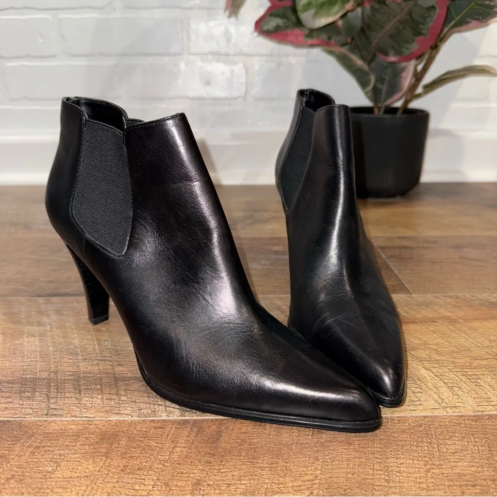 Tahari Bistro Black Leather Heeled Boots - Image 4