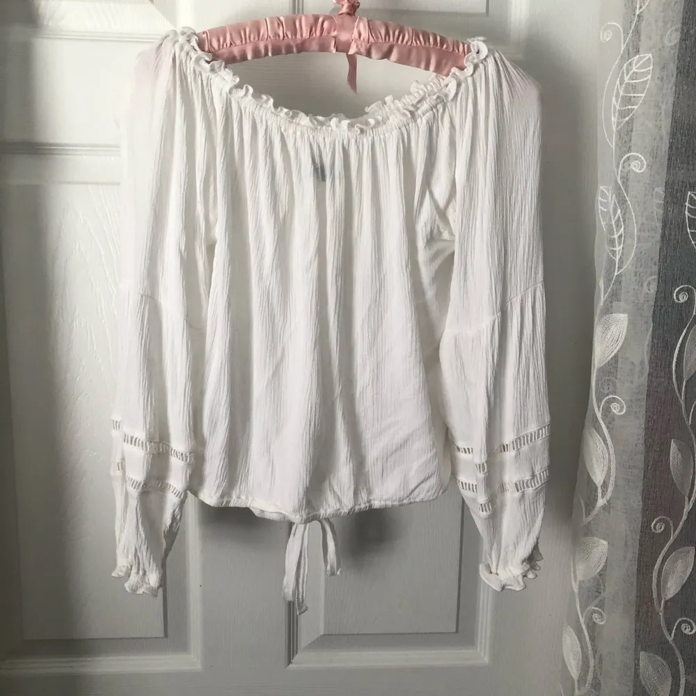 off the shoulder crop top, size small - Image 5