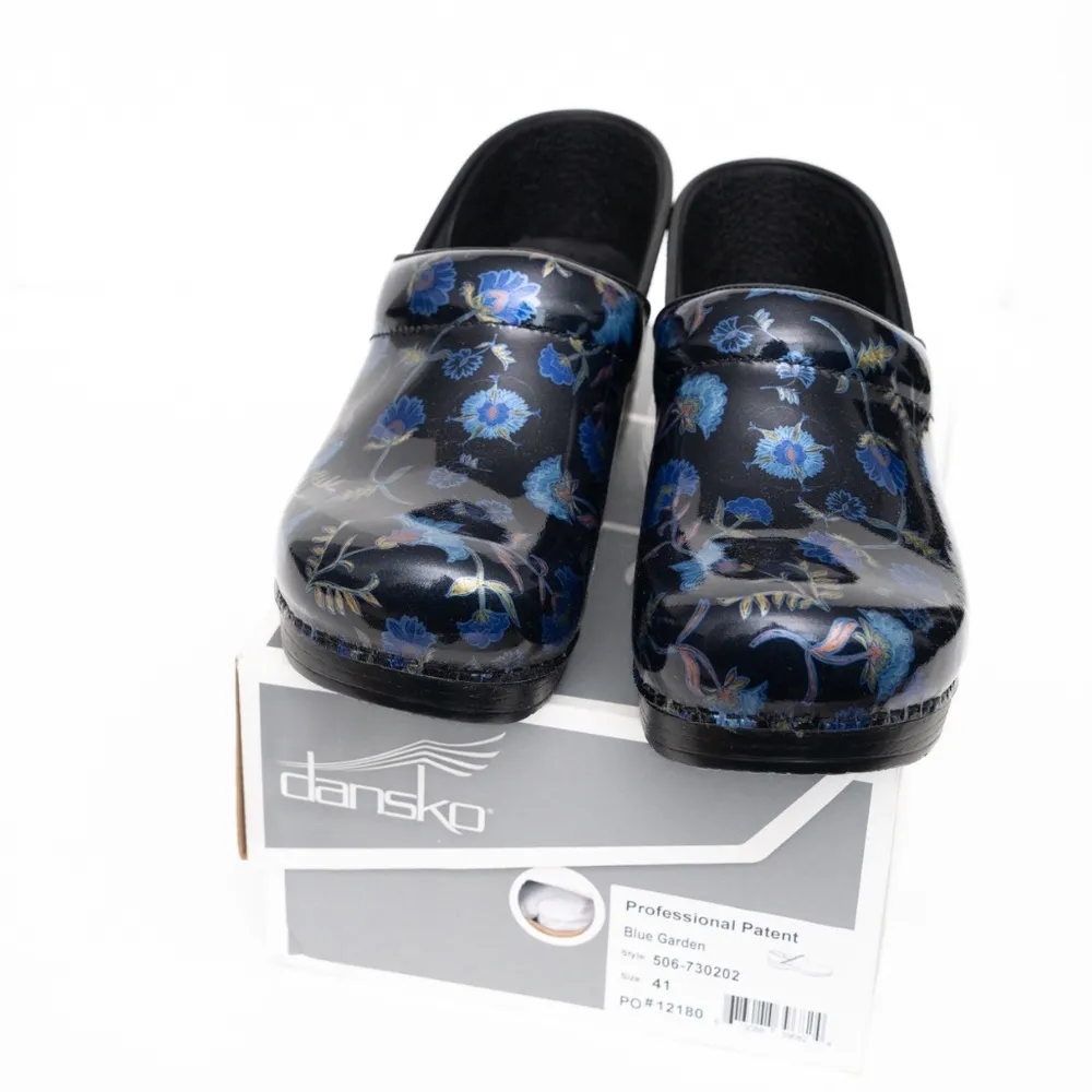 Dansko. Blue Garden Patent Clog. - Image 4