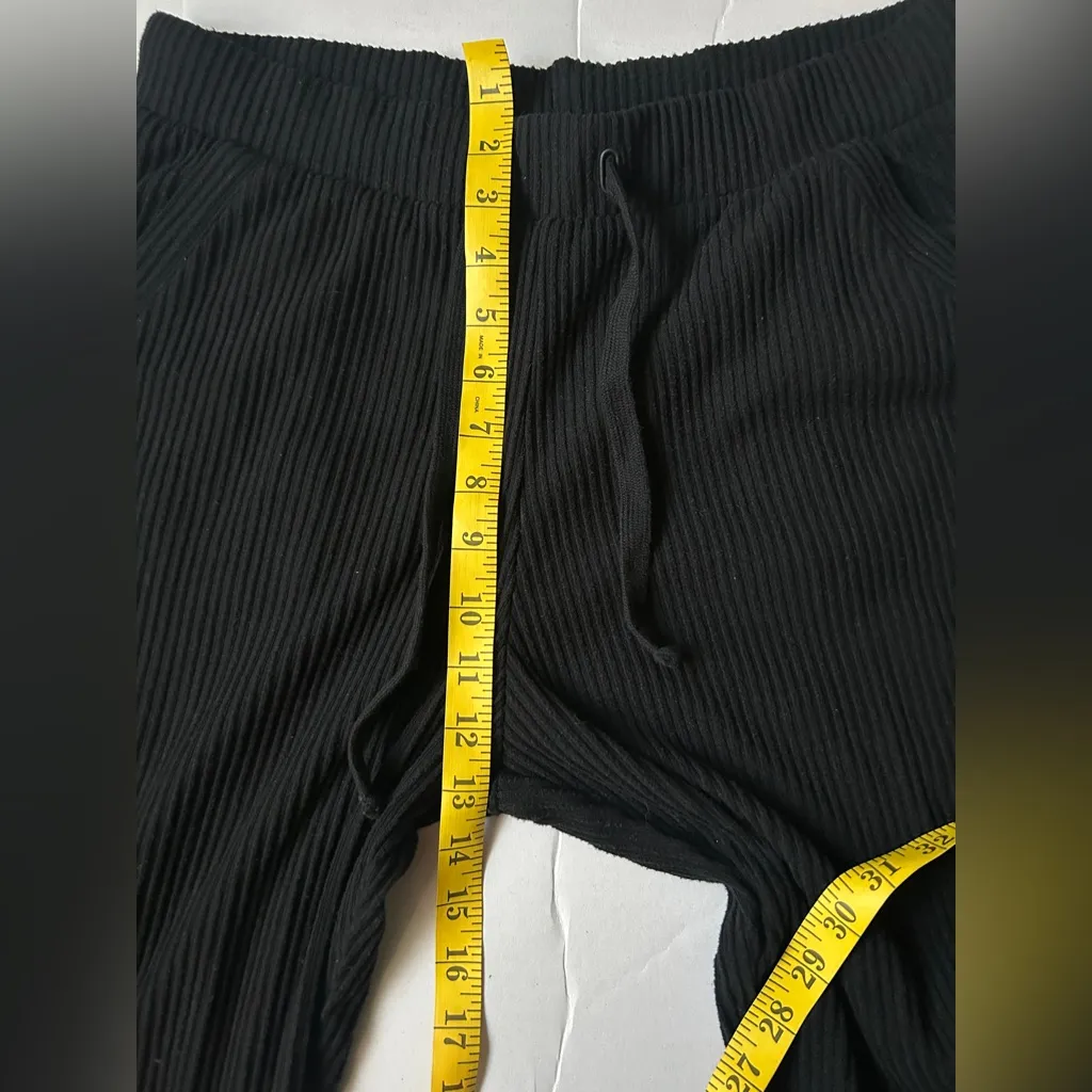 ALO Women’s Muse Ribbed Pants Black - Image 8