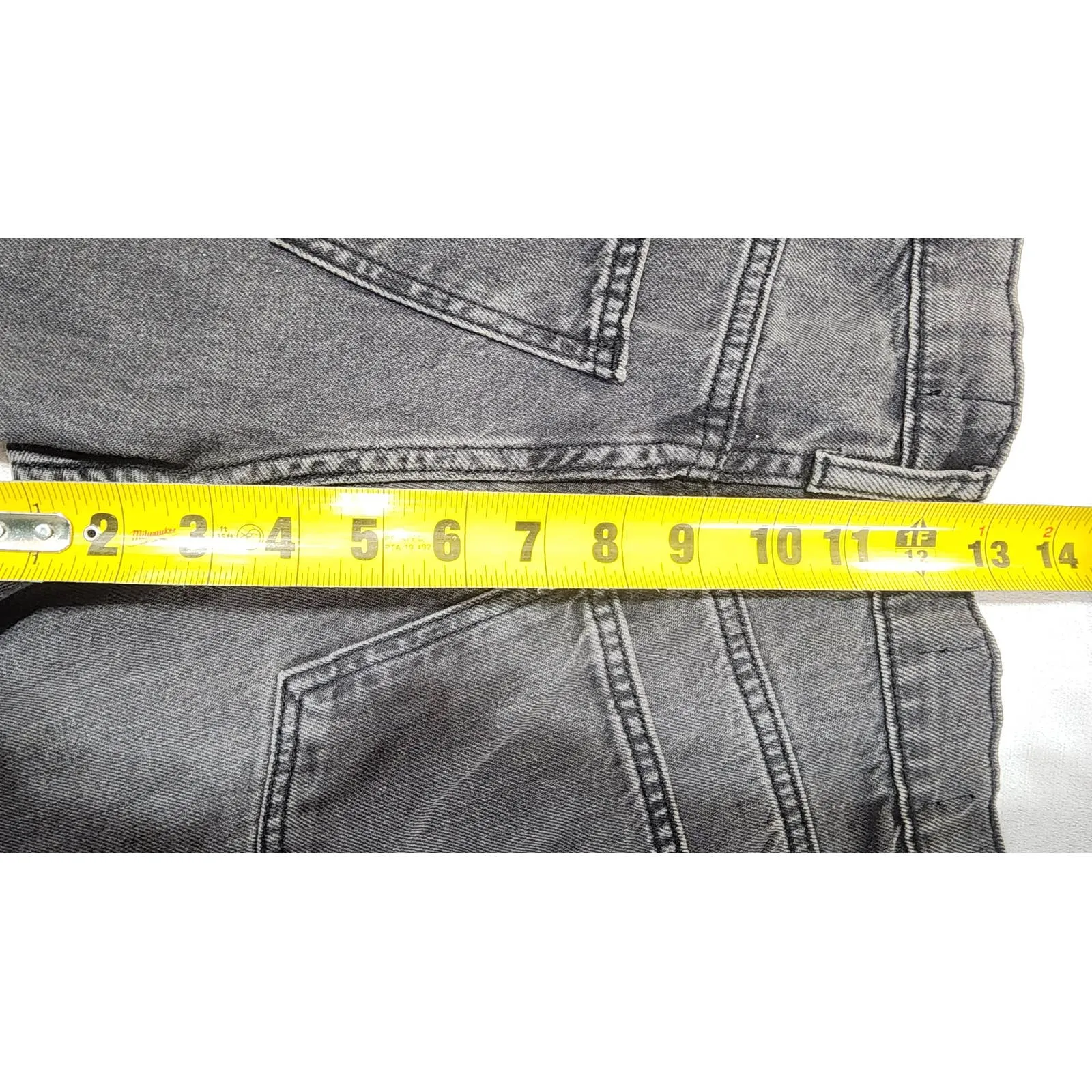 woman's boyfriend black jeans 26 waist universal thread - Image 3