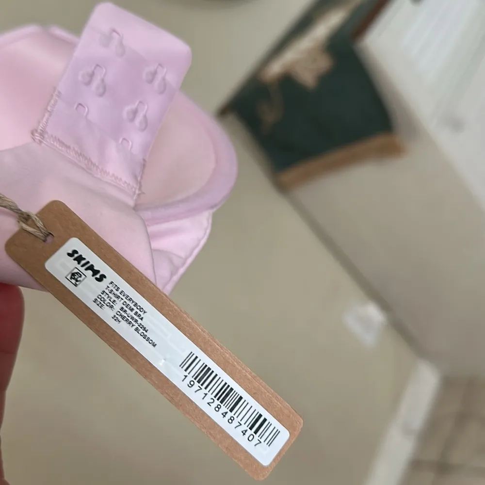 SKIM Fits Everybody fits everybody T shirt Demi‎ Bra in Cherry Blossom NWT 32H - Image 7